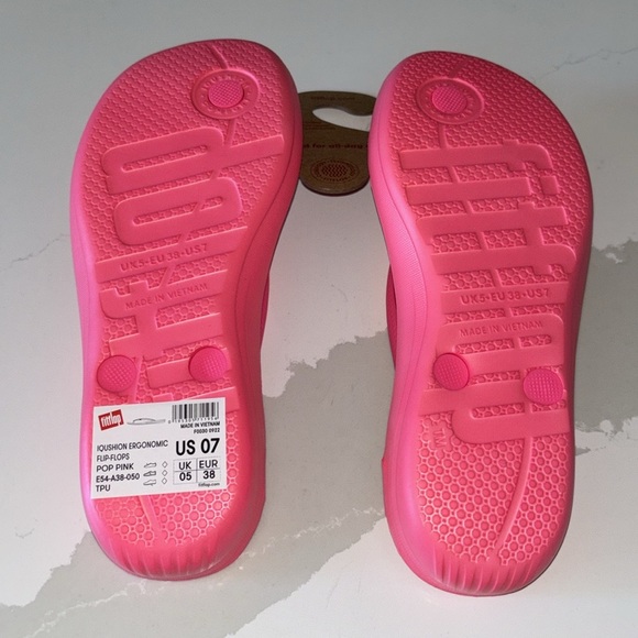 NWT Fitflop IQushion Flip Flops MSRP $38 Pop Pink - Picture 4 of 12